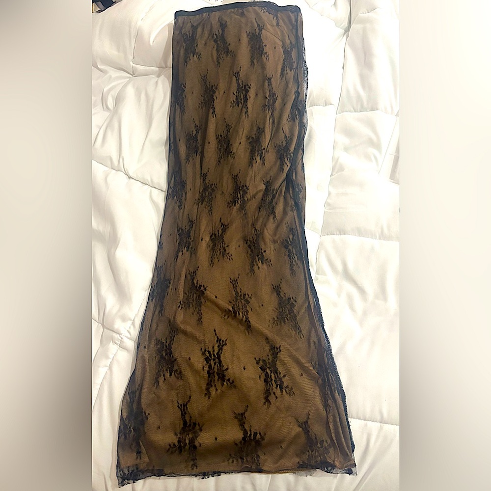 Elegant Black Lace long skirt Size Small